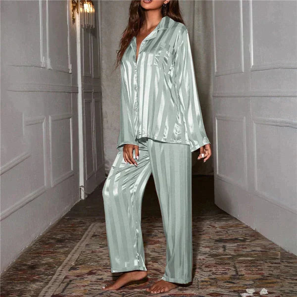 VOGUE™ - Satin Pajama Set