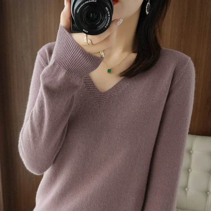 VOGUE™ - V-neck sweater